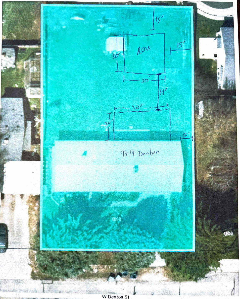 Site plan: Accessory dwelling unit approved on 0.27-acre residential lot