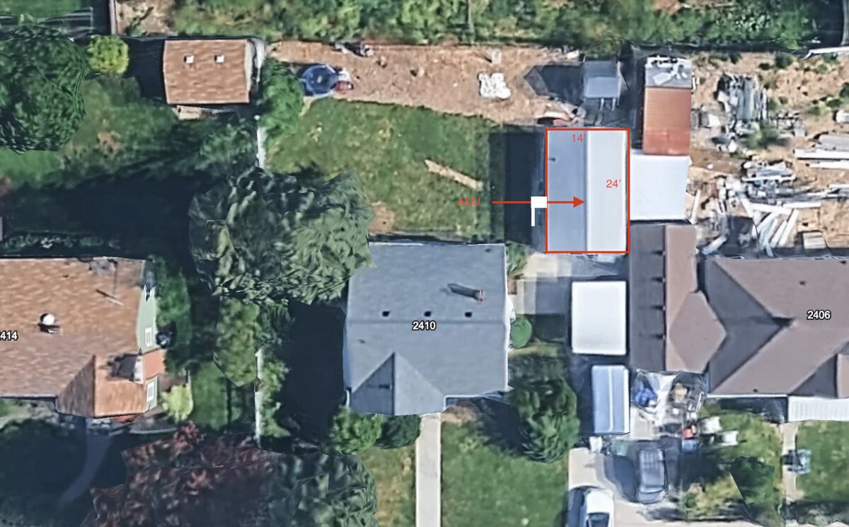 Site plan: Accessory dwelling unit proposed on residential lot
