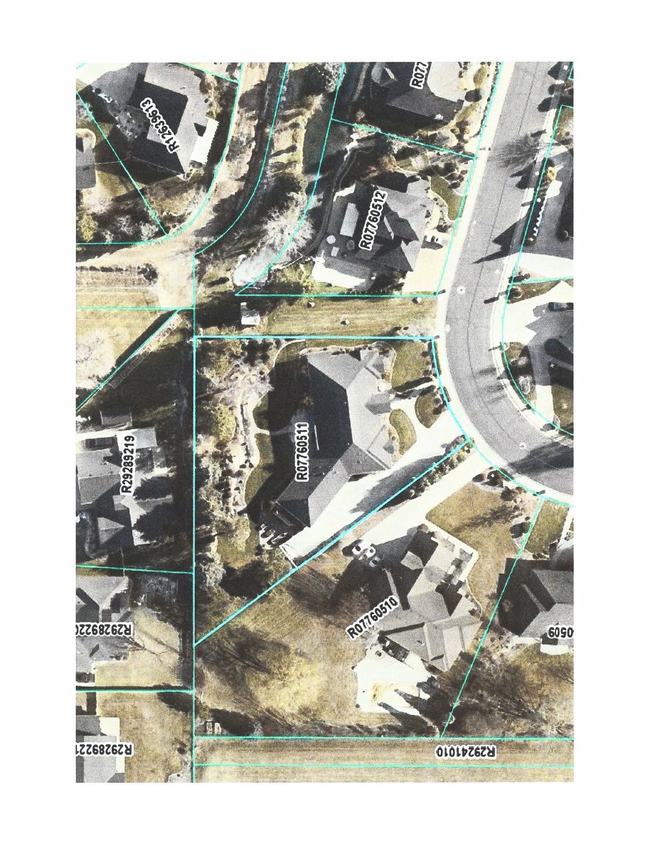 Site plan: Extension sought for approved 20-by-50-foot RV garage built to property line